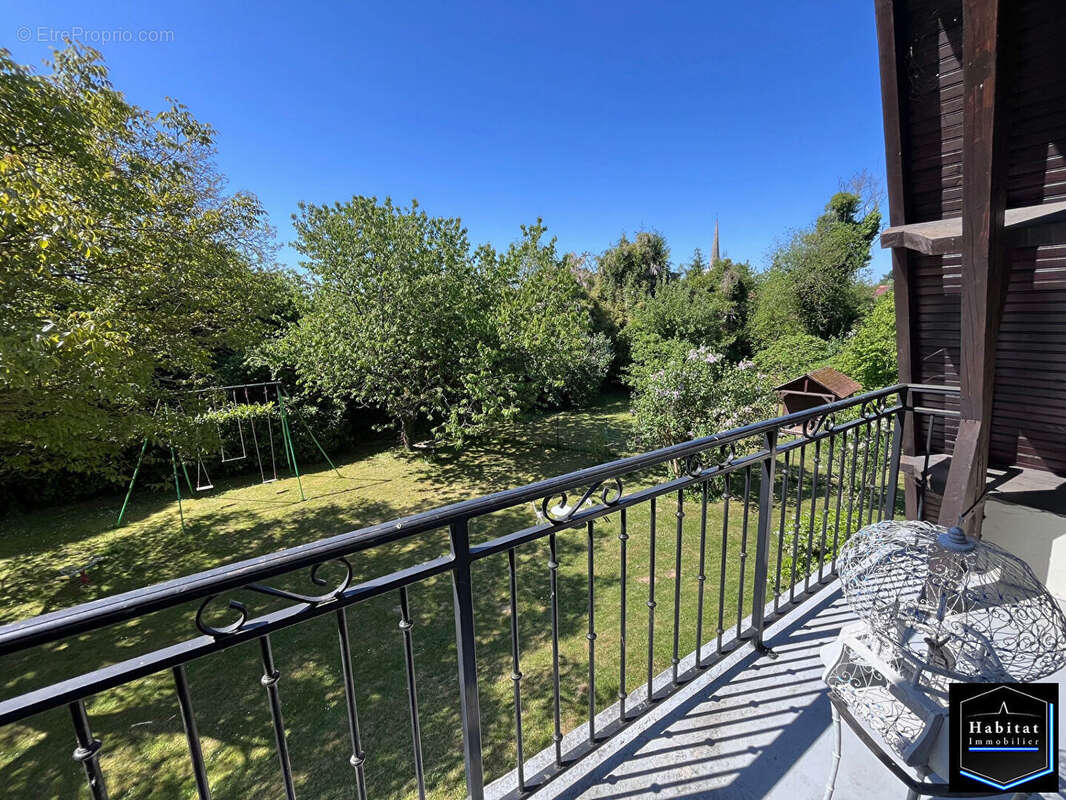 Maison à NANTEUIL-LE-HAUDOUIN