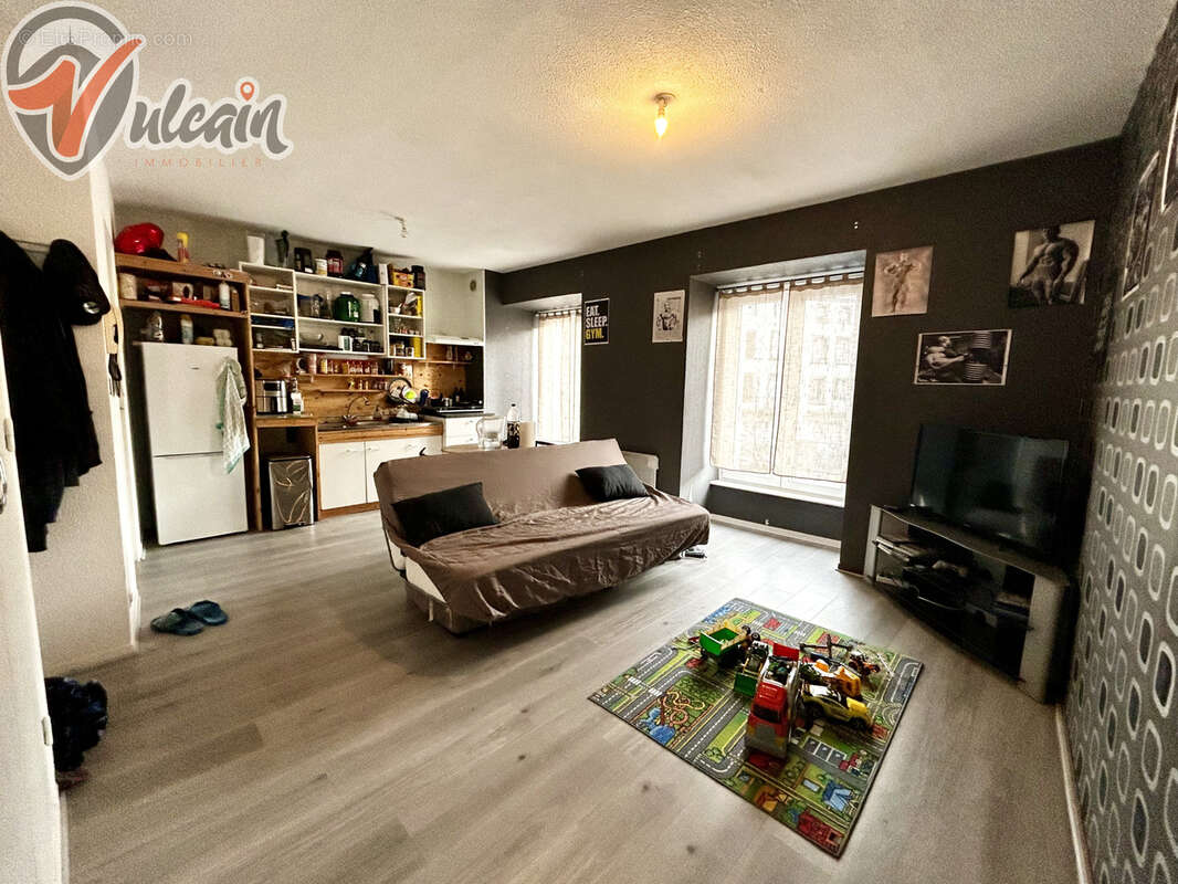 Appartement à SAINT-AMANT-TALLENDE