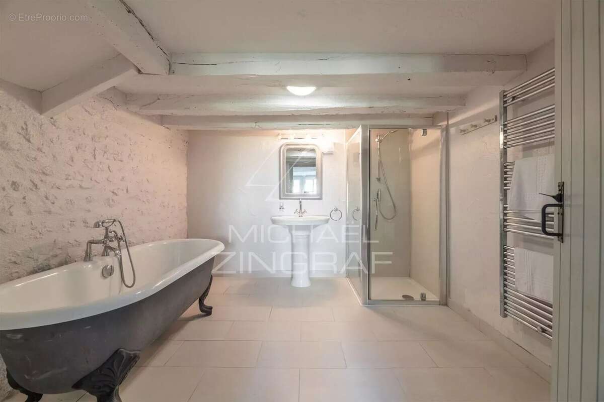 Maison à MAUZENS-ET-MIREMONT