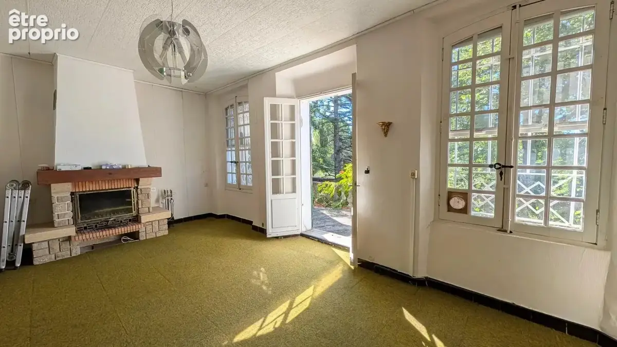 LE VAL villa à rénover sur 19.430m² de terrain - photo 5