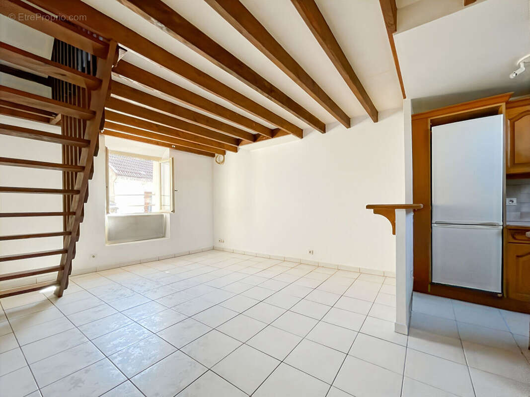 Appartement à MELUN