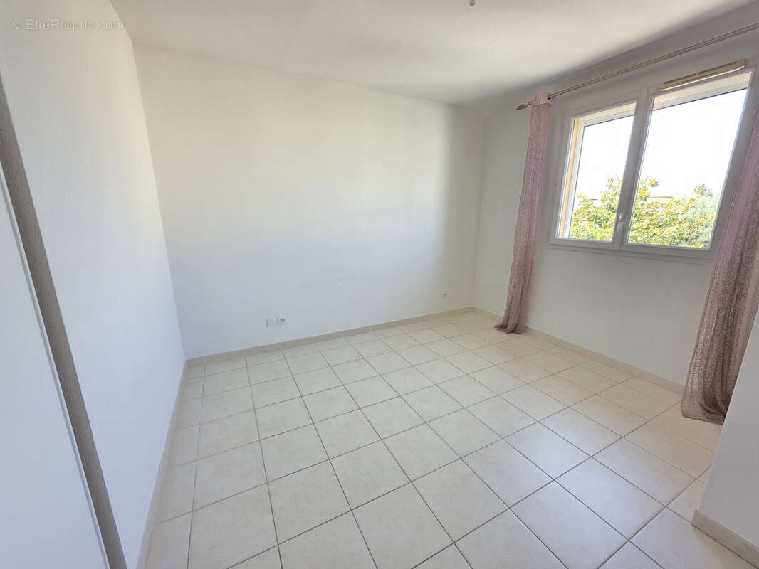 Maison à CHATEAUNEUF-LES-MARTIGUES