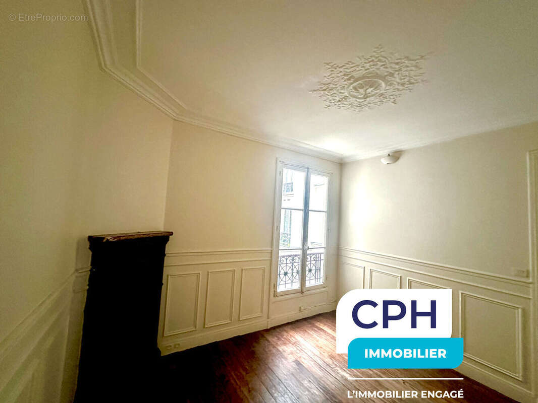 Appartement à PARIS-18E