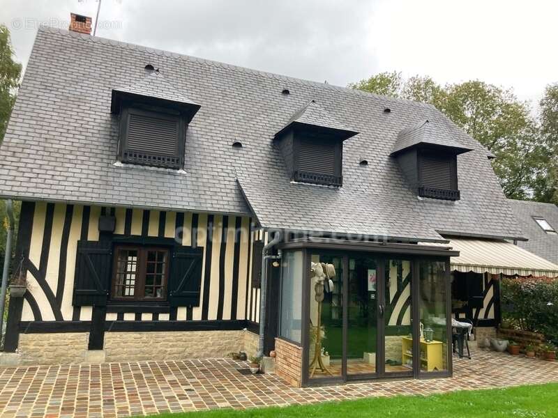 Maison à BONNEVILLE-LA-LOUVET