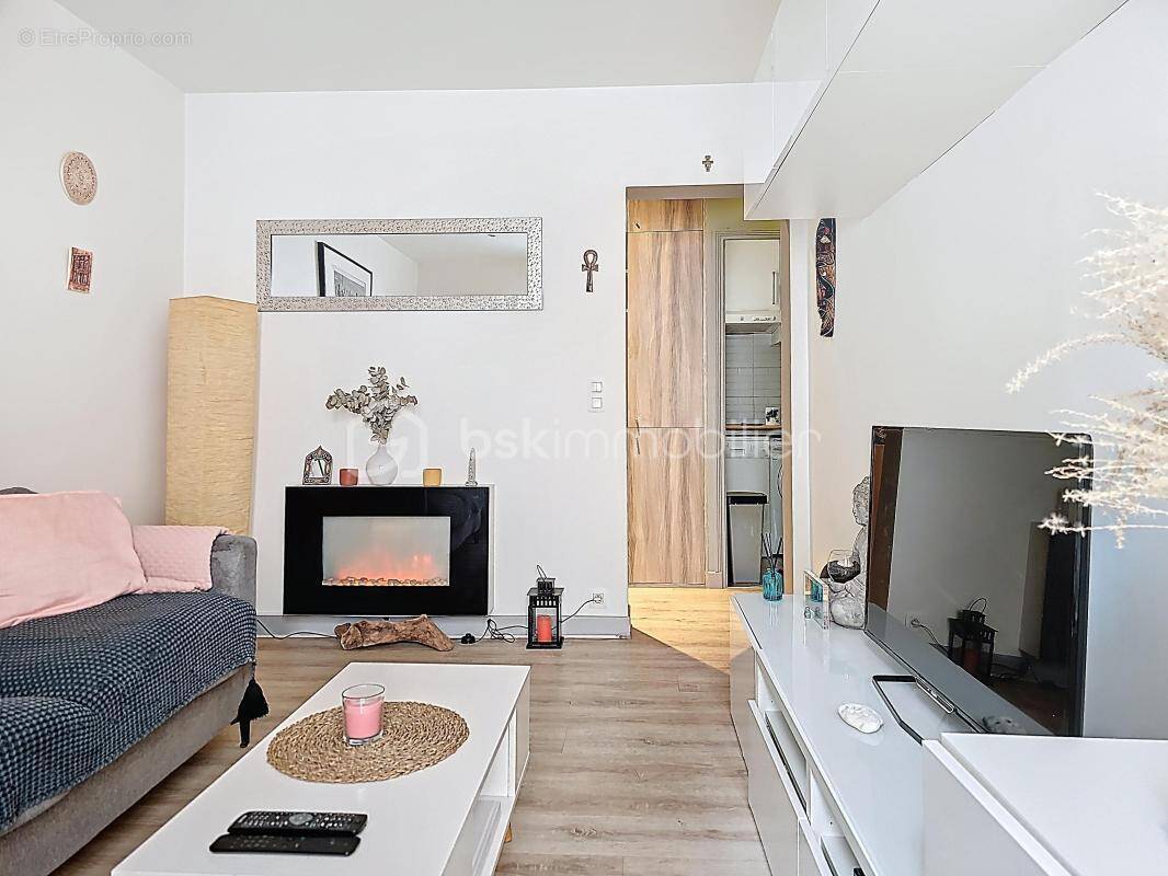 Appartement à LEVALLOIS-PERRET