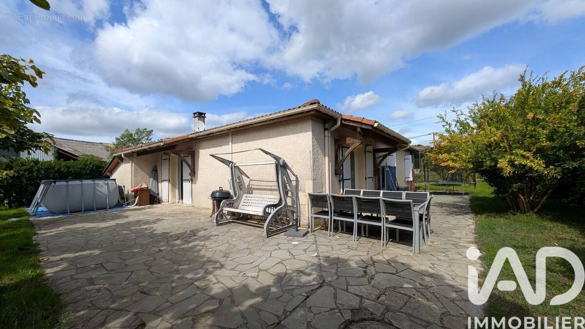 Photo 1 - Maison à SAINT-SAVIN