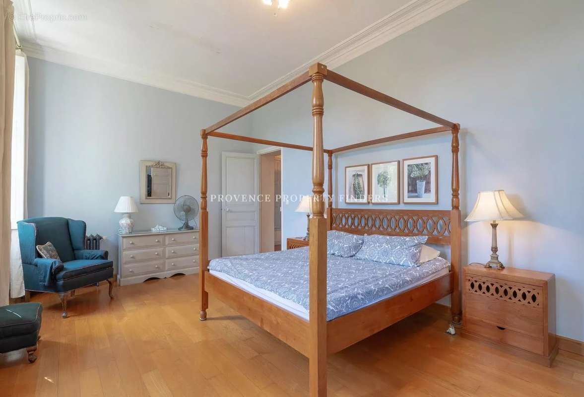 Maison à DRAGUIGNAN