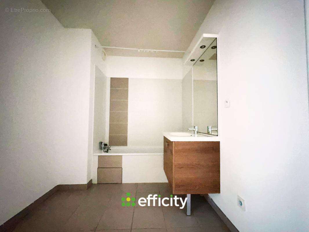 Appartement à OULLINS