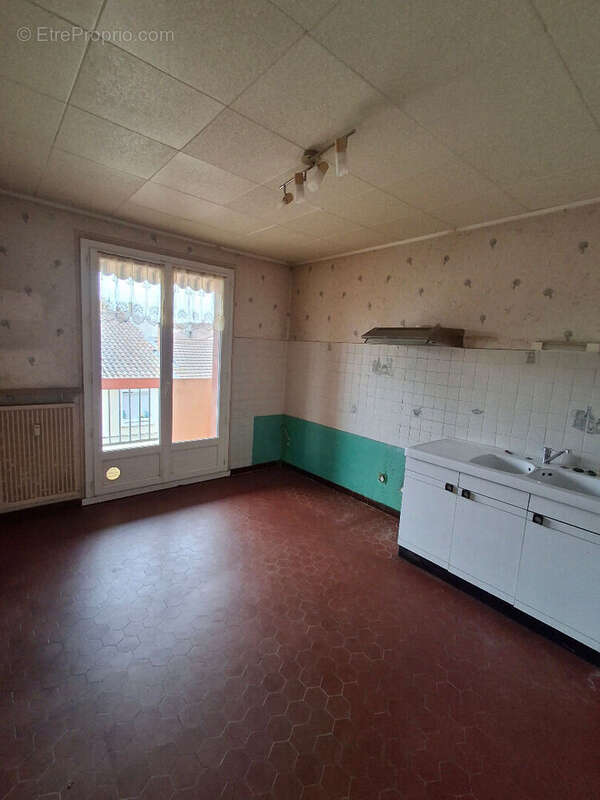 Appartement à BOURG-DE-PEAGE