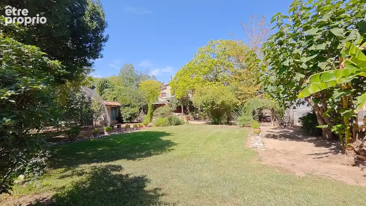 Propriété d’exception avec double habitation sur 2 hectares - photo 13