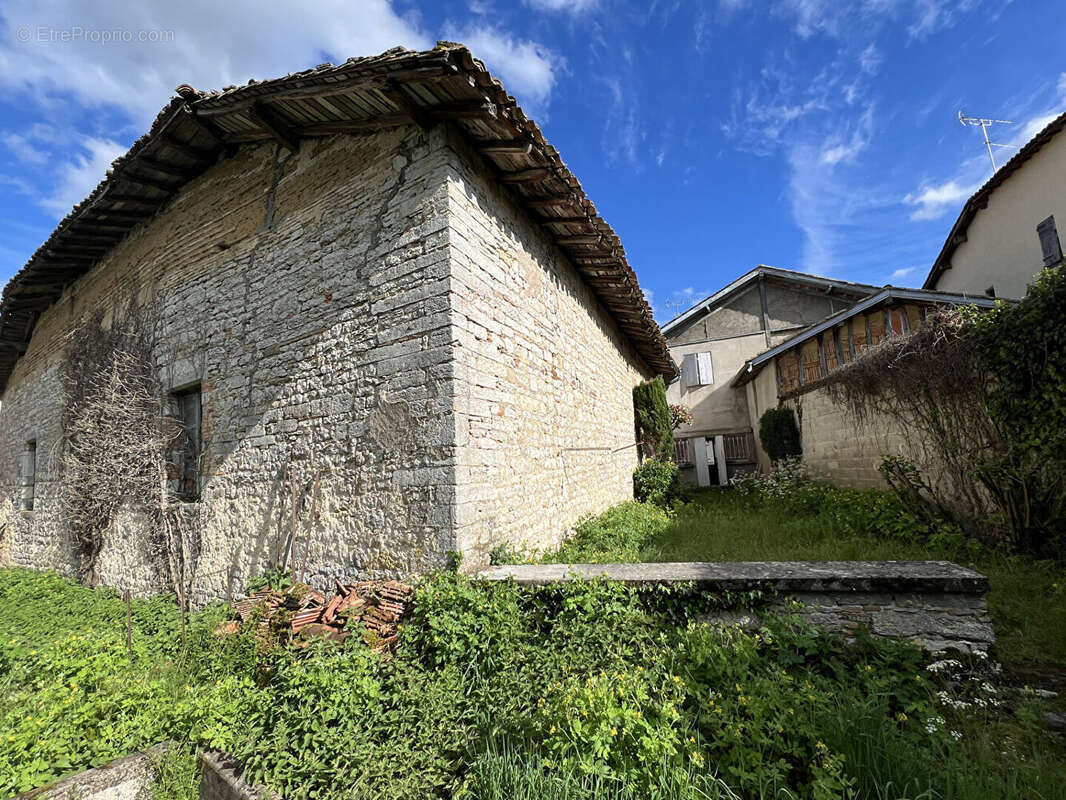 Maison à CAUSSADE