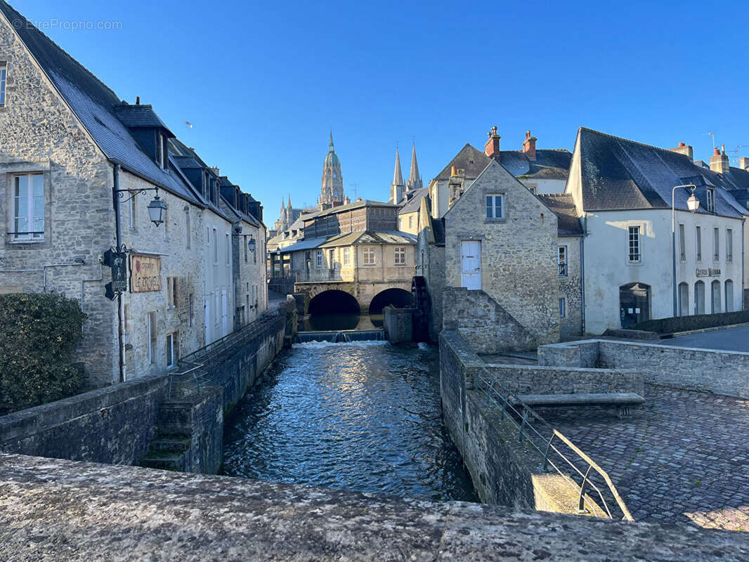 Commerce à BAYEUX