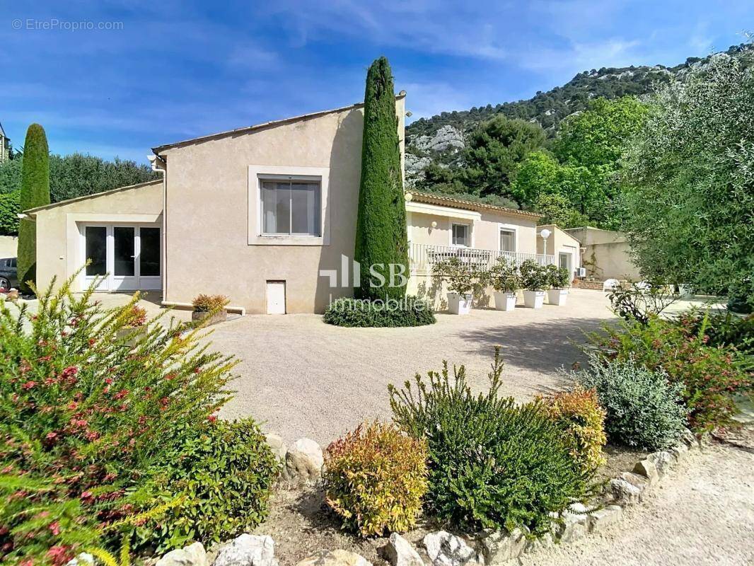 Maison à ROBION