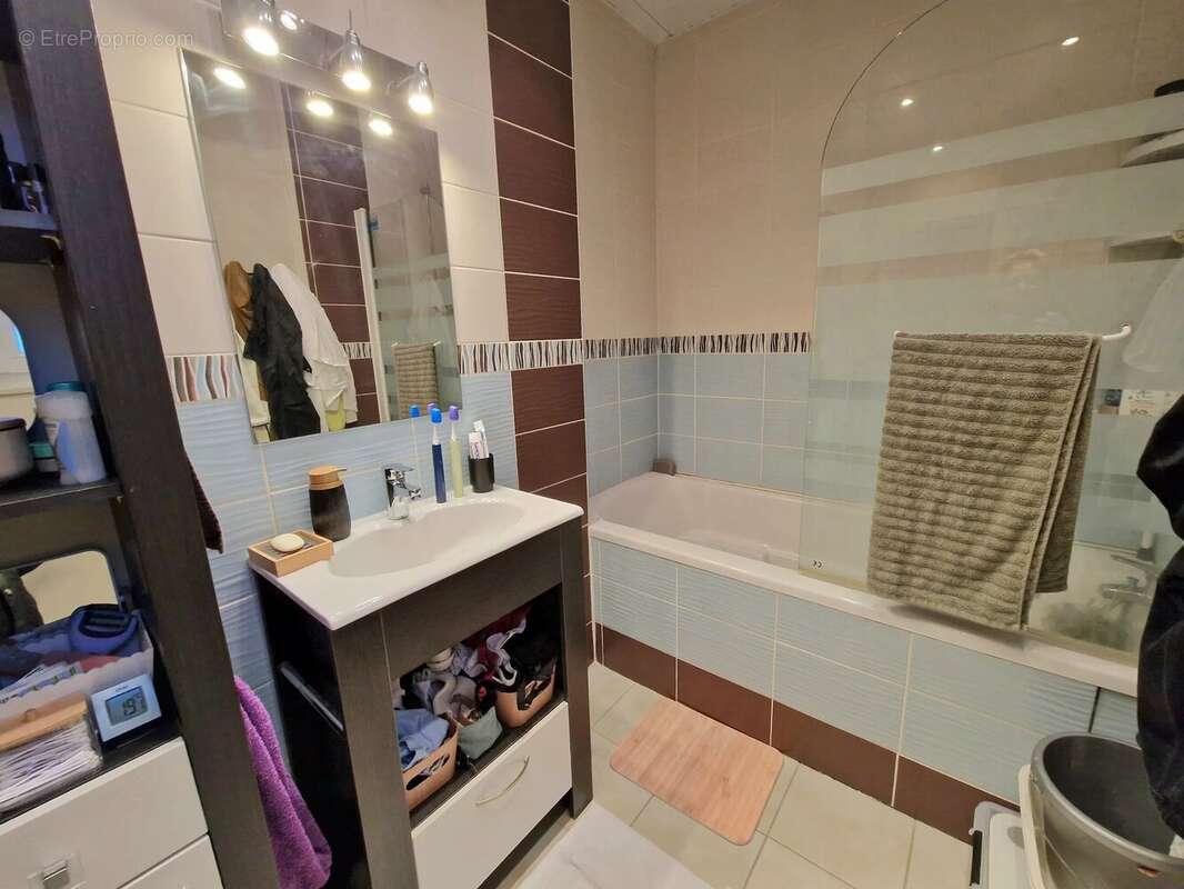 Appartement à THIBERVILLE