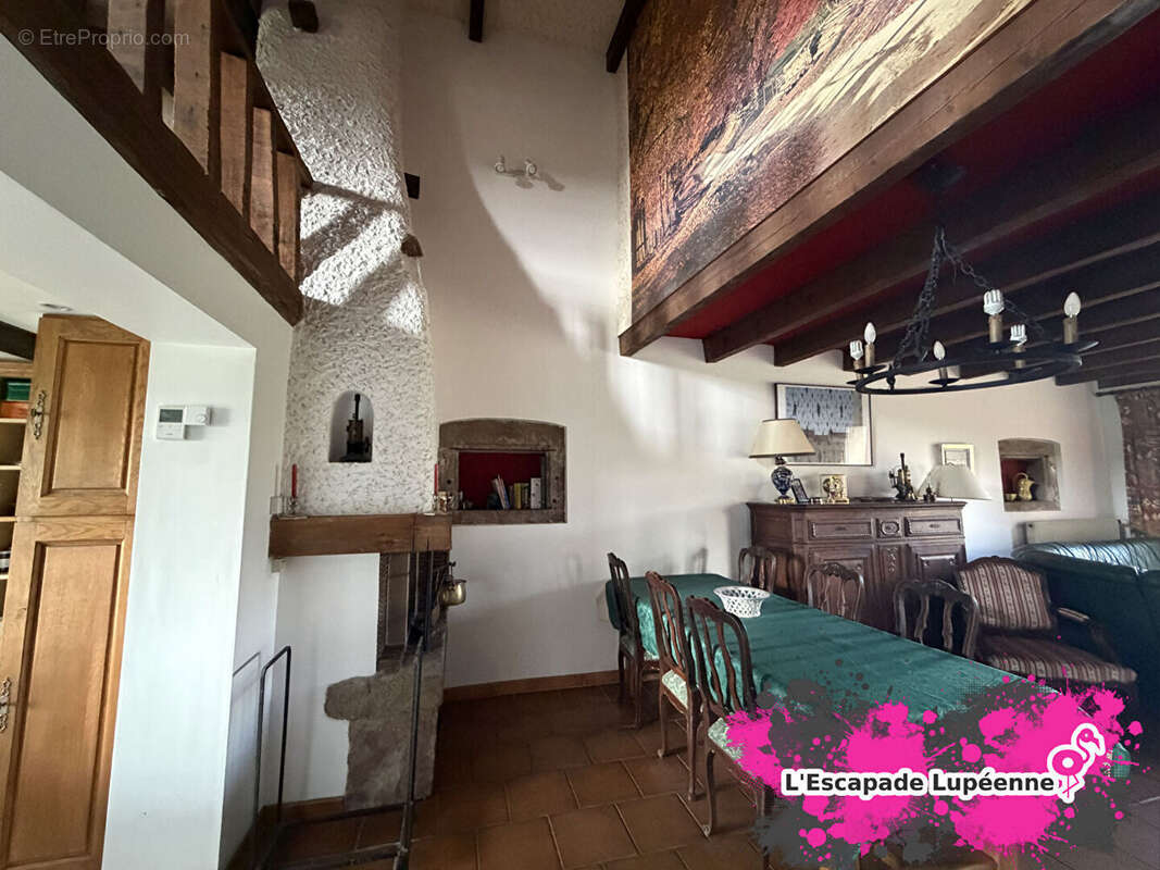 Maison à SAINT-LOUP-SUR-SEMOUSE