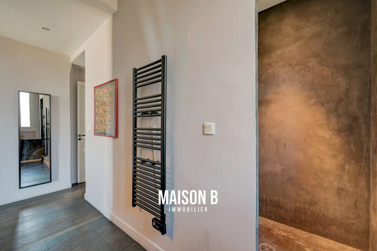 Appartement à MARSEILLE-8E