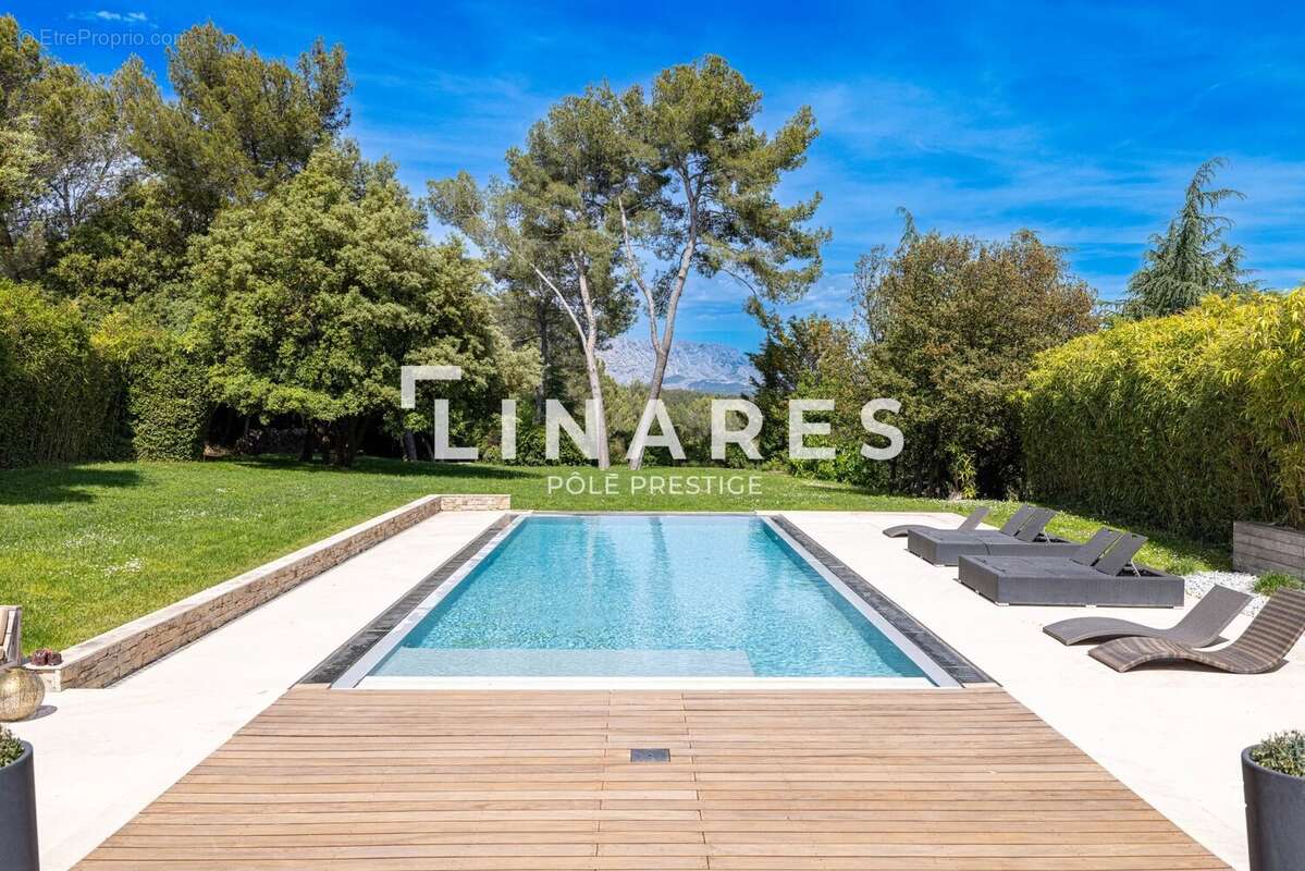 LA CONTEMPORAINE - Villa d’architecte de 529m2  - Vue Sainte-Victoire et prestations d’exception - 13100 - photo 3