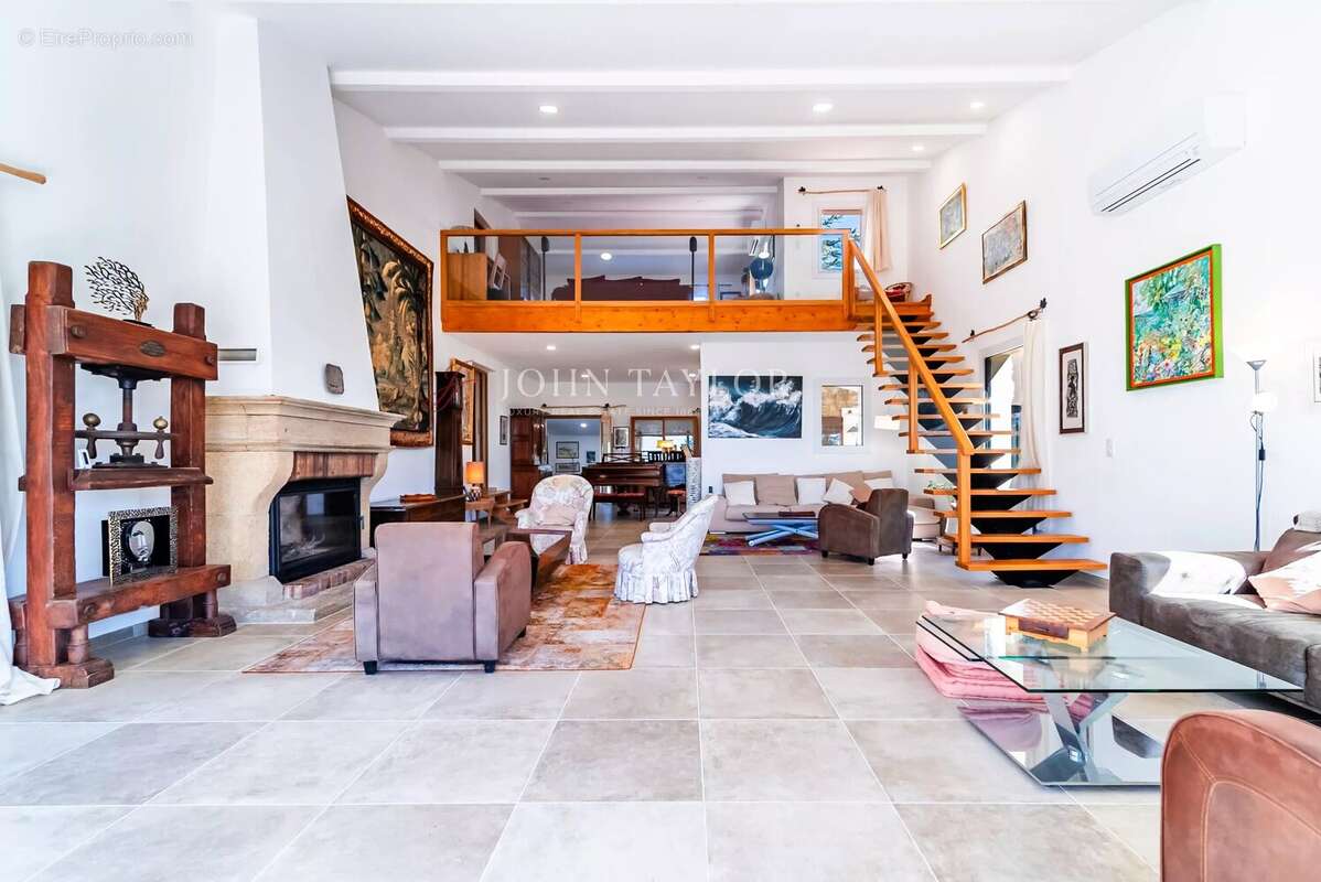 Maison à CHATEAUNEUF-DU-PAPE