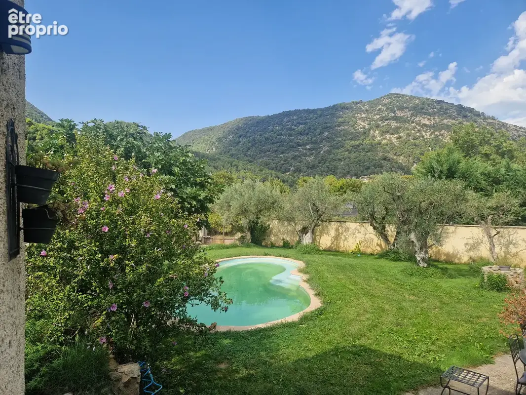 Villa avec piscine hors lotissement - photo 8