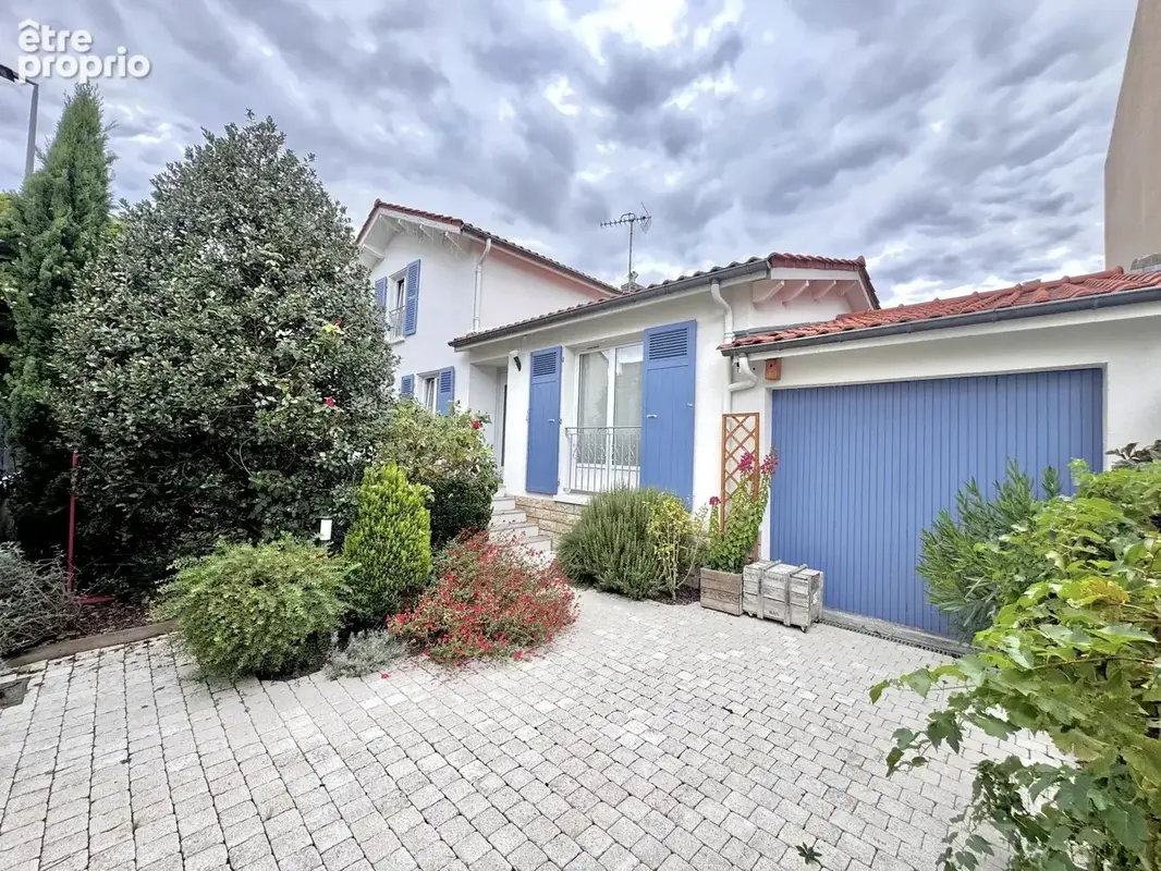 Maison à CLERMONT-FERRAND