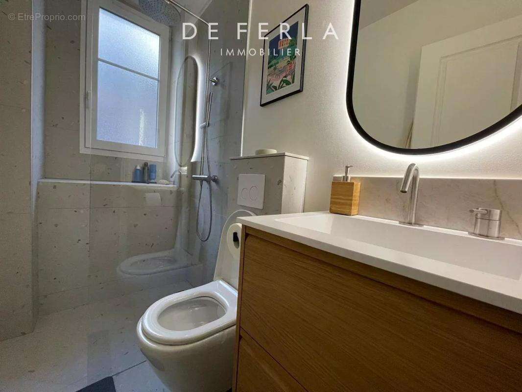 Appartement à PARIS-15E