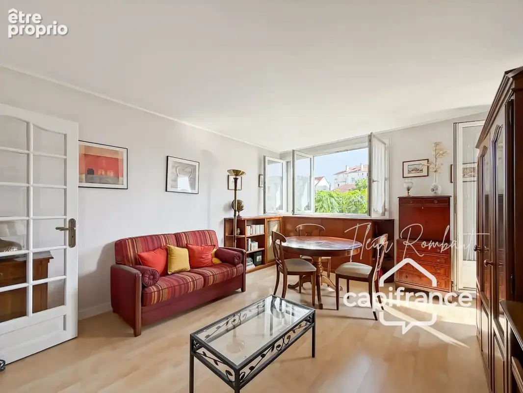 Appartement 2 pièces lumineux avec loggia, balcon, cave et parking proche gare - photo 7