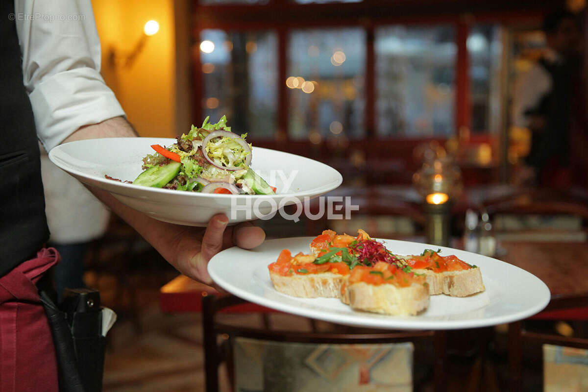 Commerce à COURBEVOIE