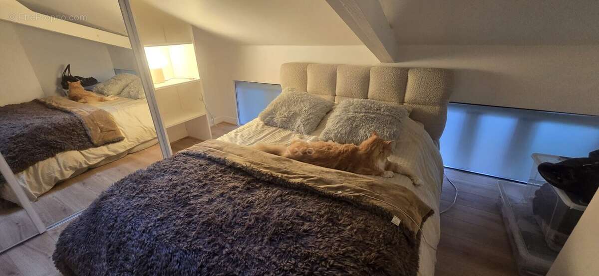 Appartement à PARIS-7E