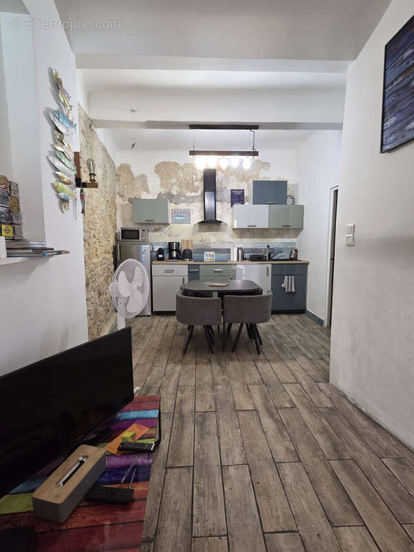 Appartement à MARSEILLE-2E