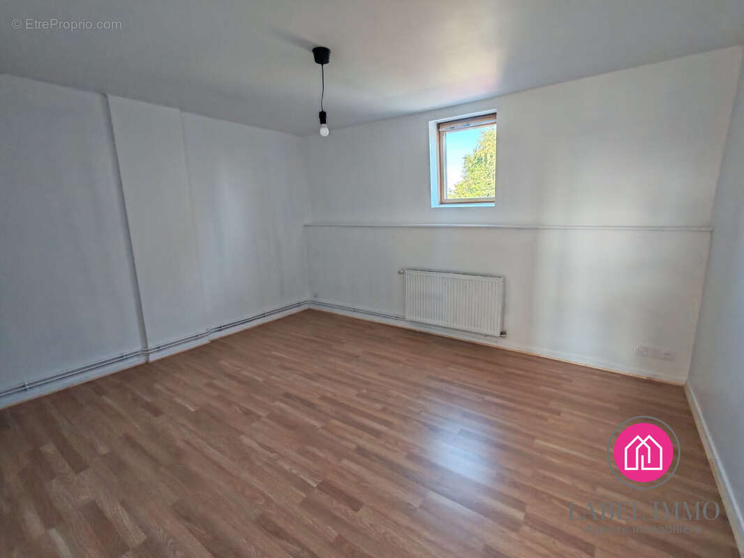 Maison 90 m² à Bruay-Sur-L'escaut  - photo 5