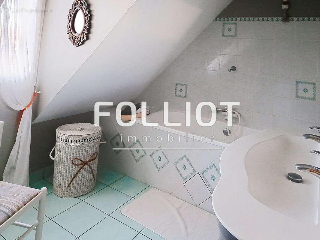 Maison à DOUVRES-LA-DELIVRANDE