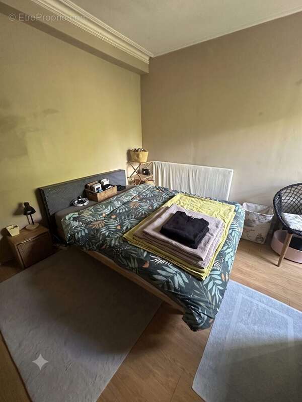 Appartement 92 m² à Doue-La-Fontaine  - photo 3