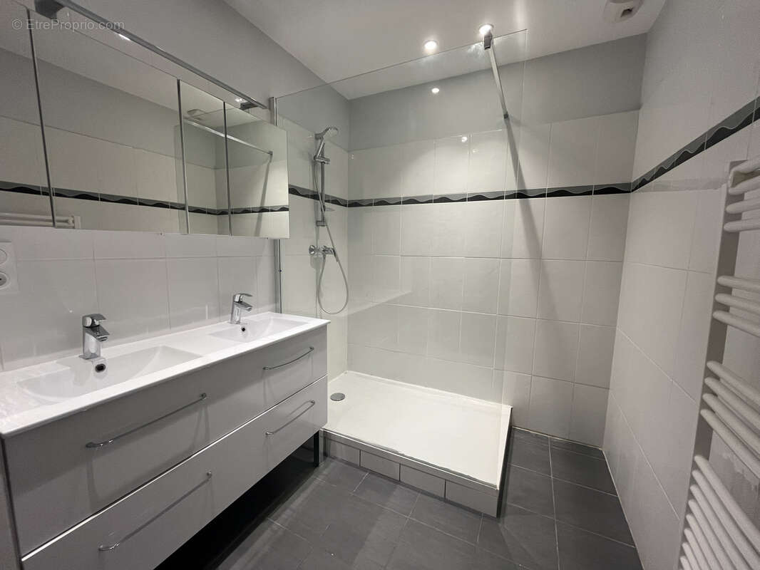 Appartement à LYON-4E