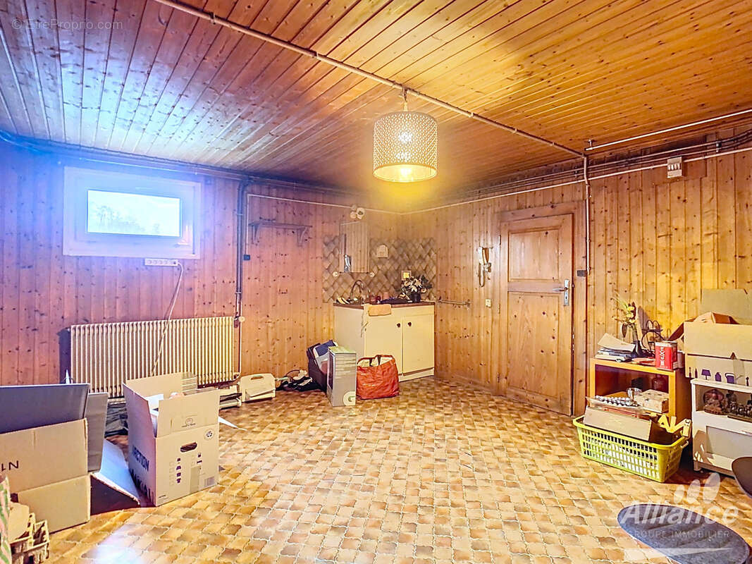 Maison à LEBETAIN