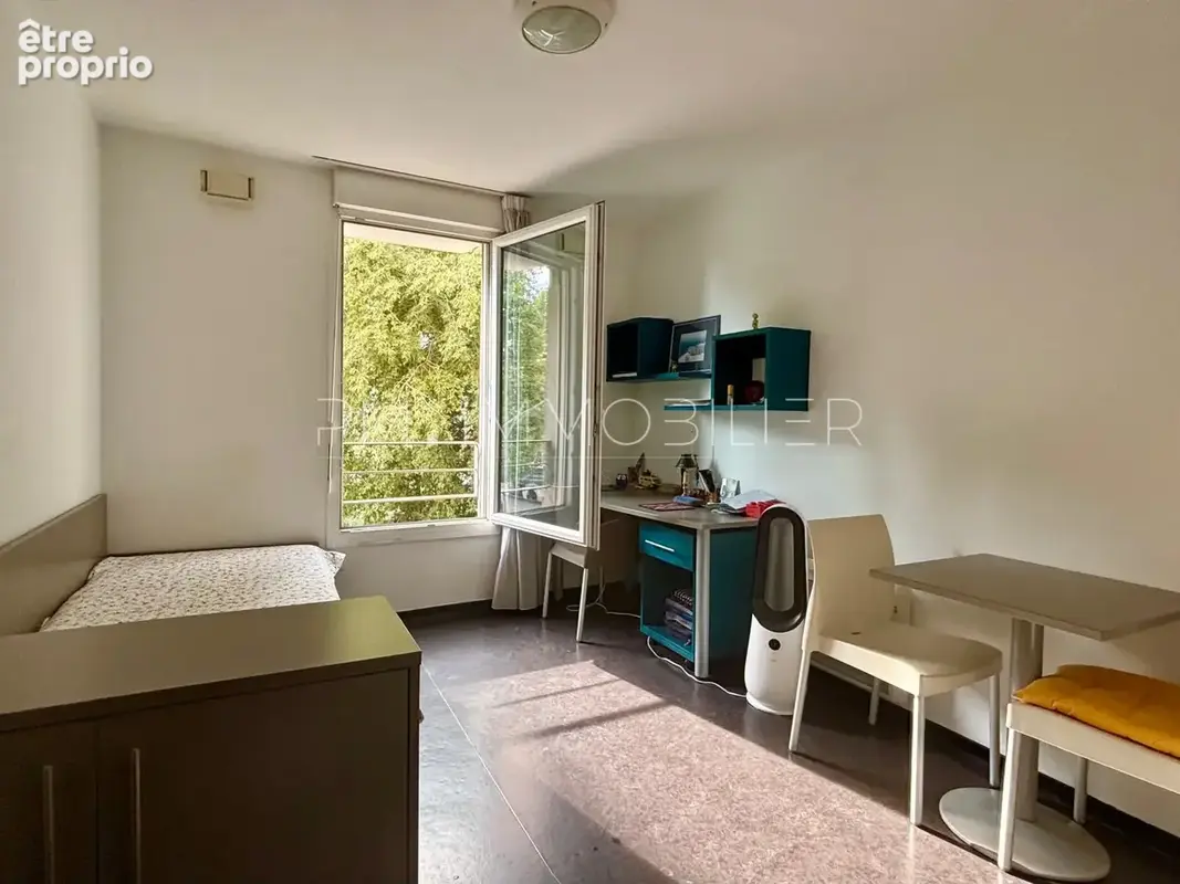 Studio en residence etudiante (saint-lazare) - photo 2