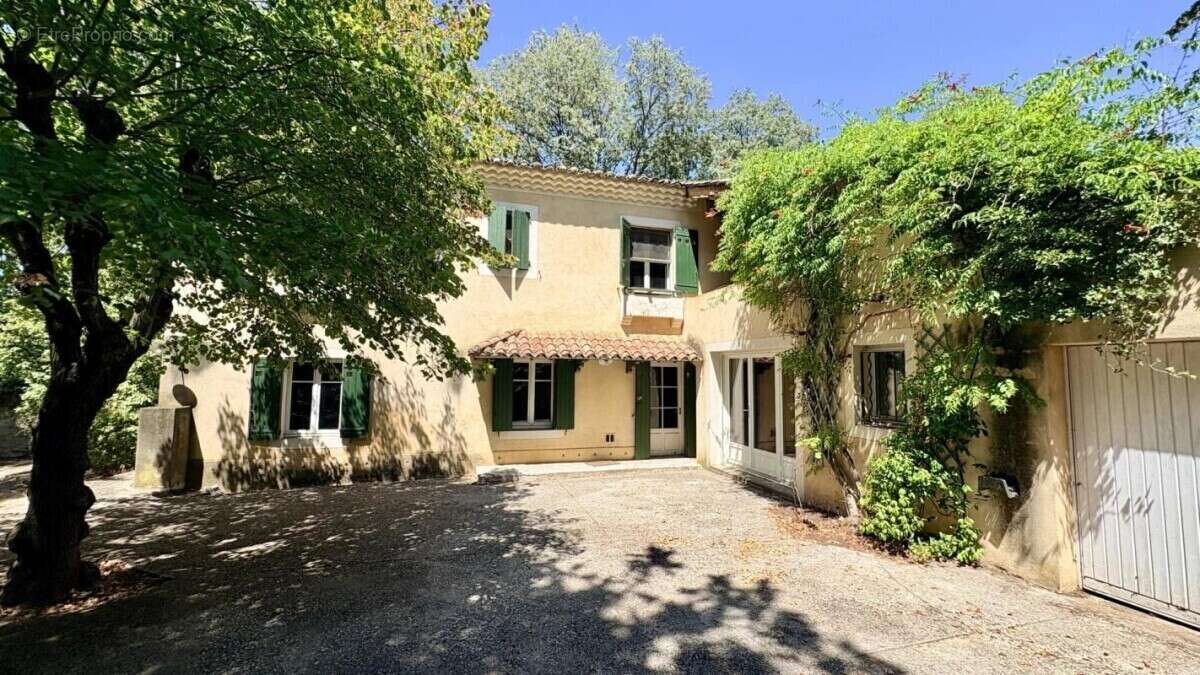 Maison de caratère avec grand jardin entre Carpentras et St - photo 21
