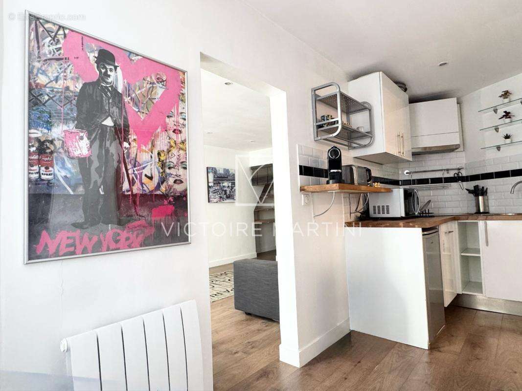 Appartement à PARIS-3E