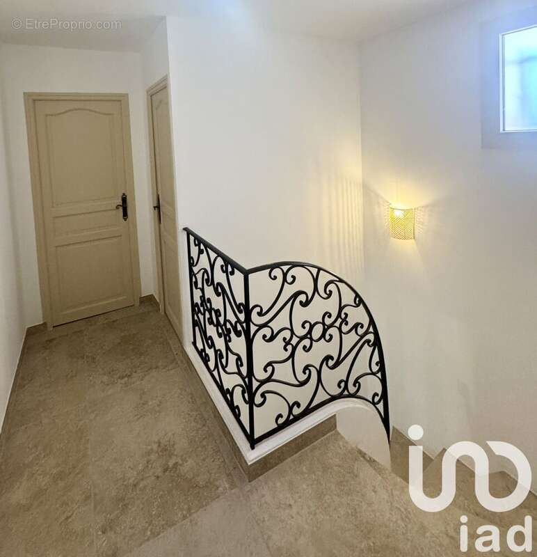 Photo 8 - Maison à SAINT-RAPHAEL