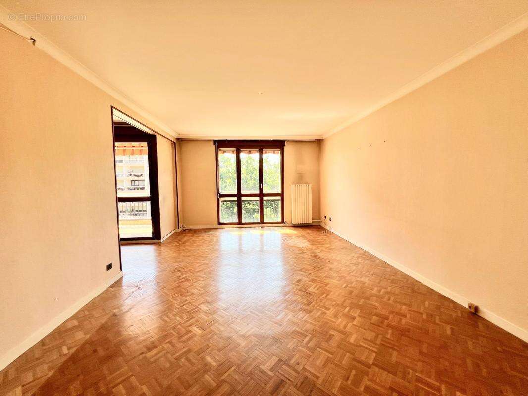Appartement À Vendre - photo 4