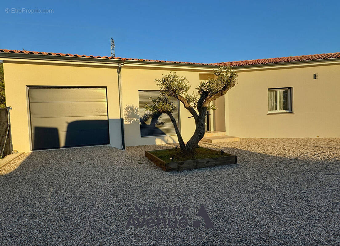 Maison à LES BARTHES