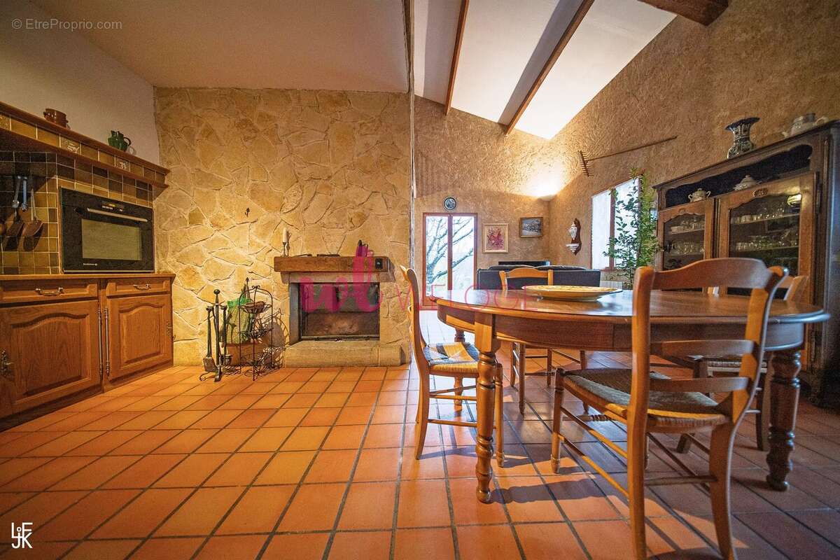 Maison à ROUMOULES