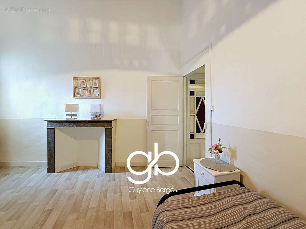 Maison de caractère avec duplex attenant   Un bien évolutif aux multiples possibilités à Aubais - photo 9