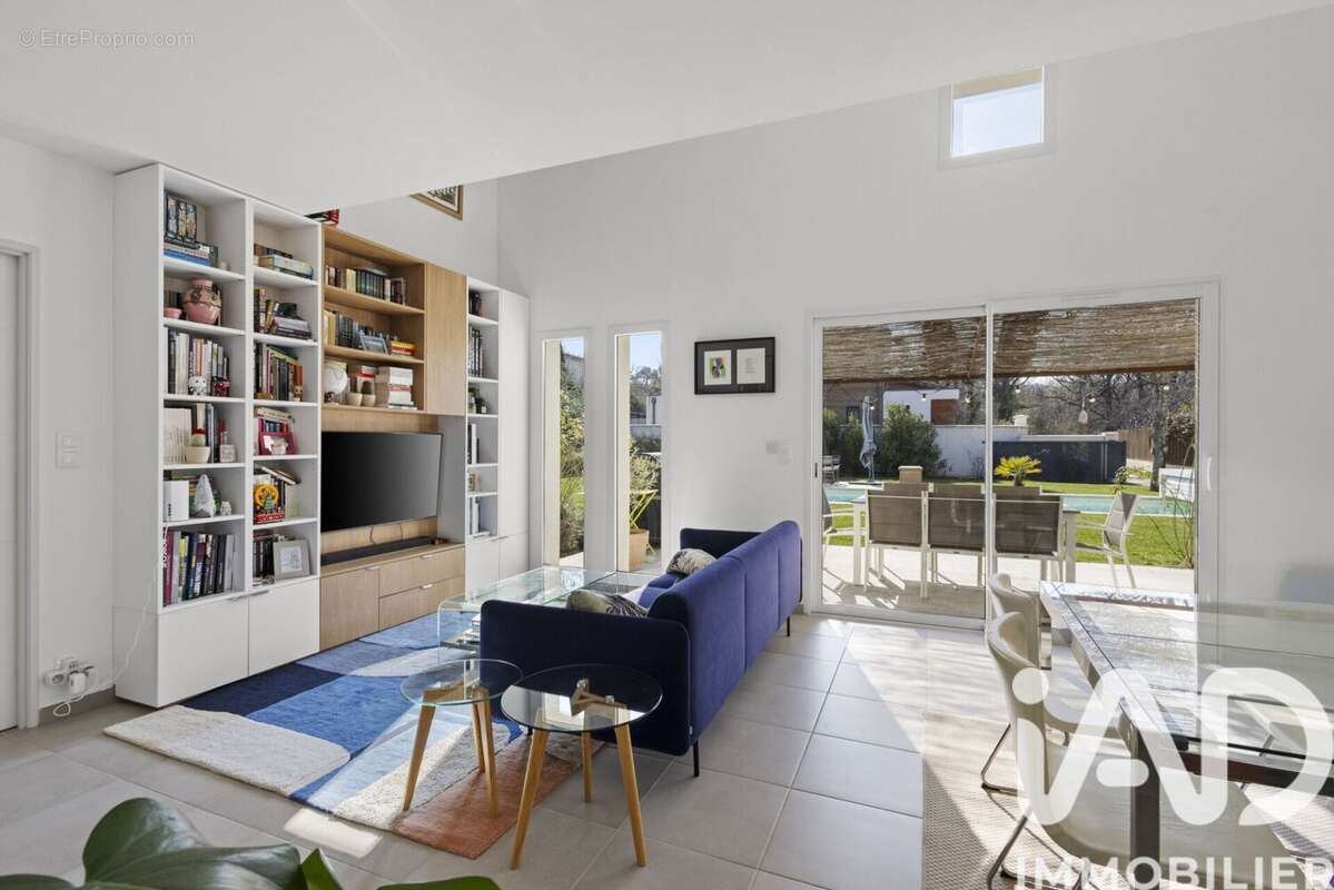 Photo 7 - Maison à LE PUY-SAINTE-REPARADE