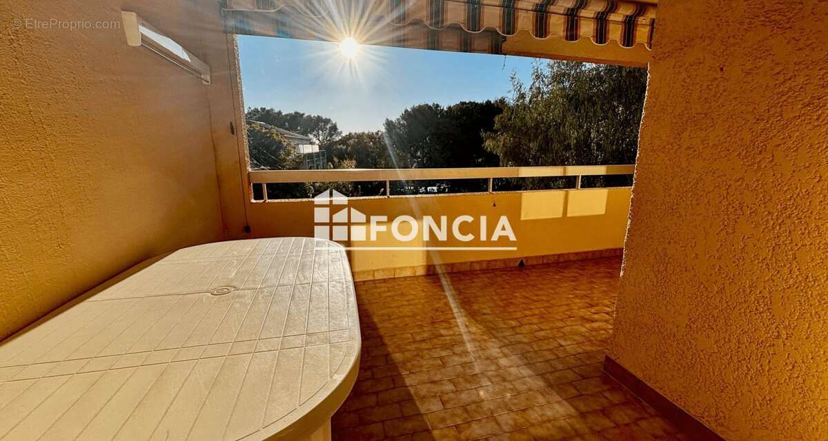 Appartement à SIX-FOURS-LES-PLAGES