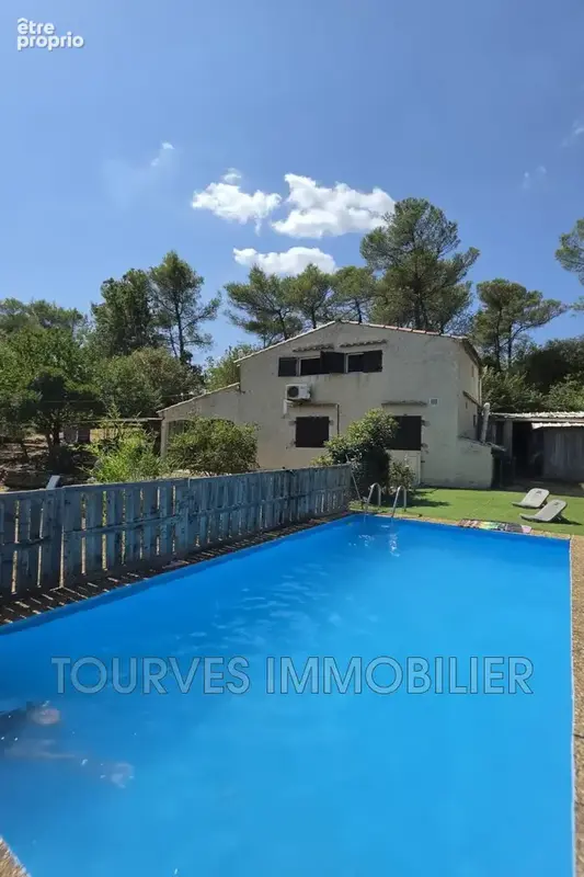 Maison à TOURVES
