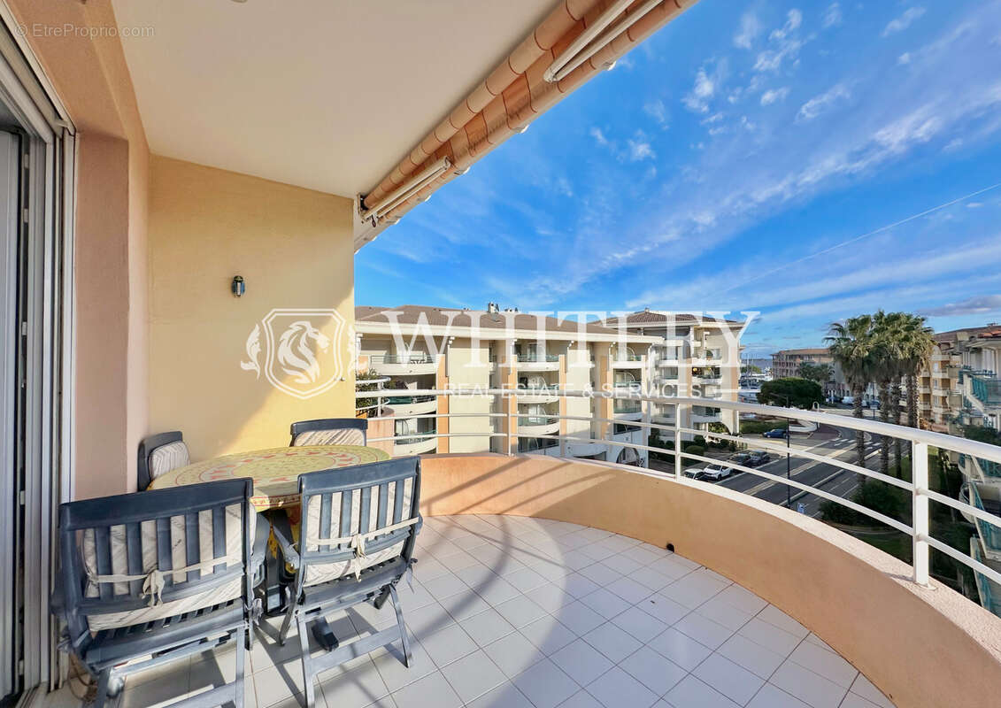 Appartement à FREJUS