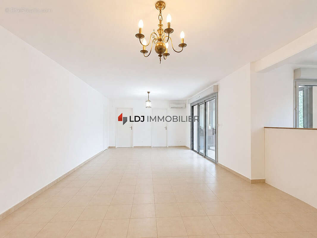 Appartement à PRADES