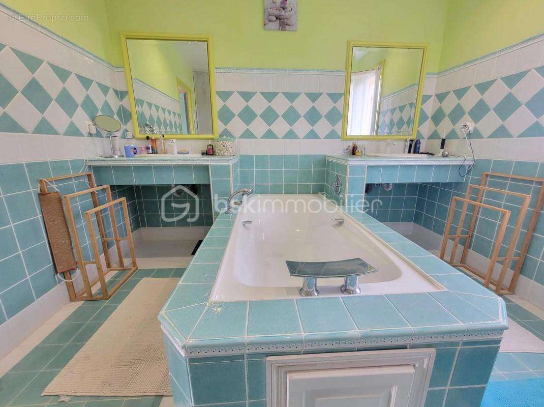 Maison à TRANS-EN-PROVENCE