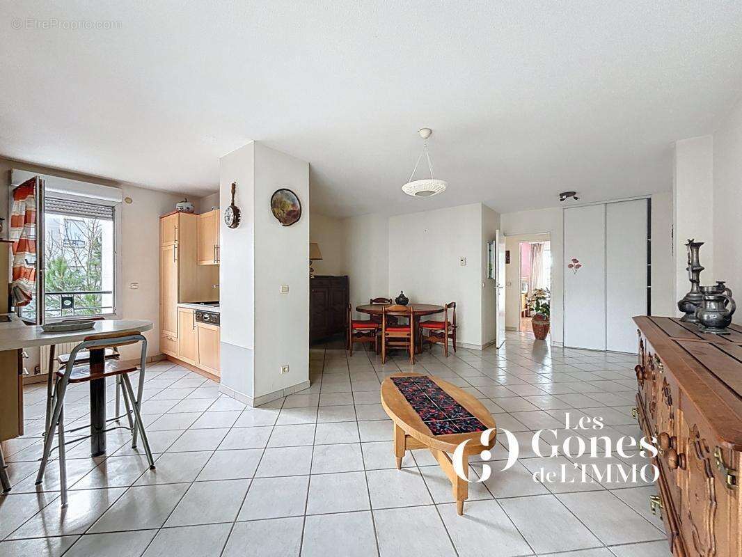 Appartement à TASSIN-LA-DEMI-LUNE