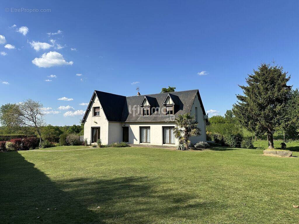 Maison à SAINT-ANDRE-DE-MESSEI